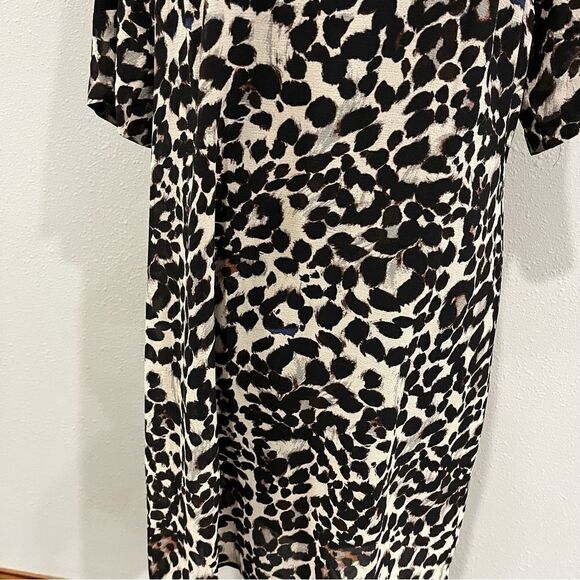 Animal print short sleeve loose fit dress - Picture 6 of 12